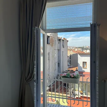 Apartamento Beyoglu,luxury,historical,newly Renovated,istiklal *